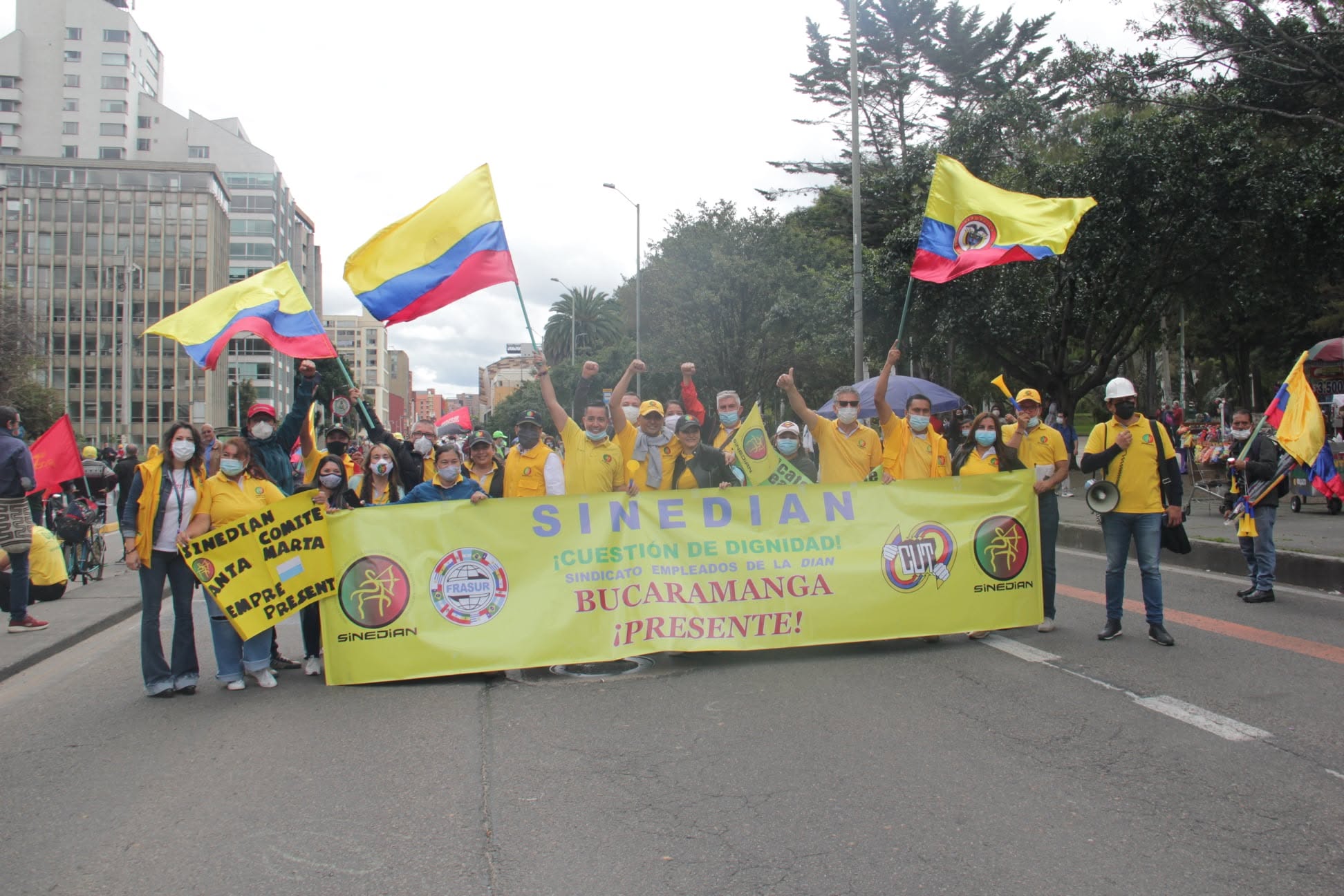 Participación de SINEDIAN en movilización sindical